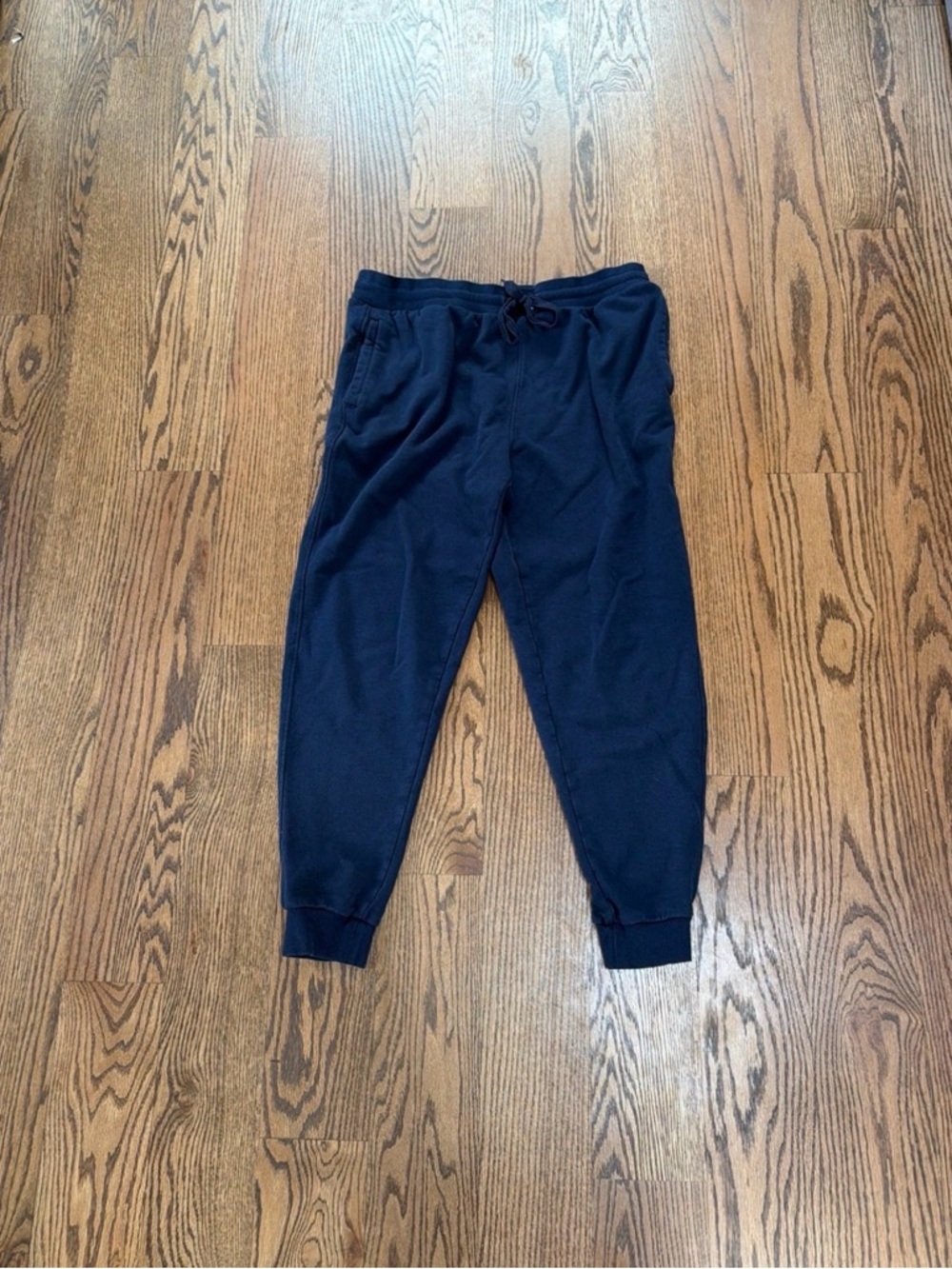 Men’s XL under armour sweatpants